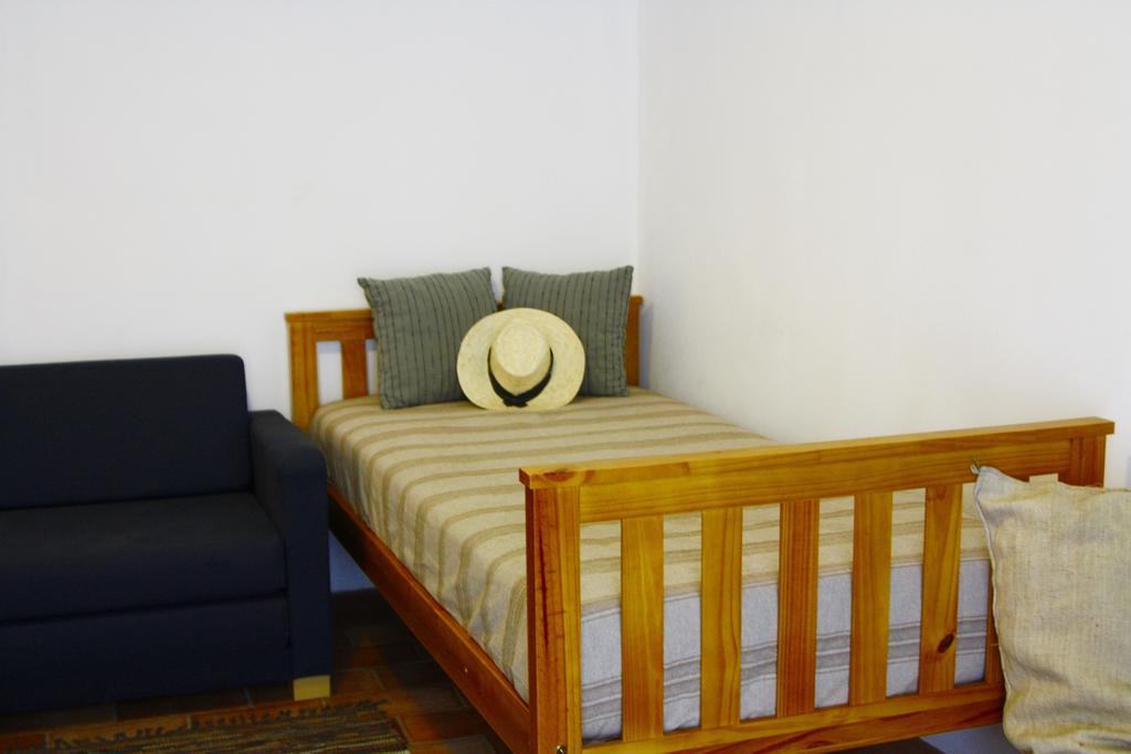 Casa Do Funil Guest House แมร์โตลา ห้อง รูปภาพ