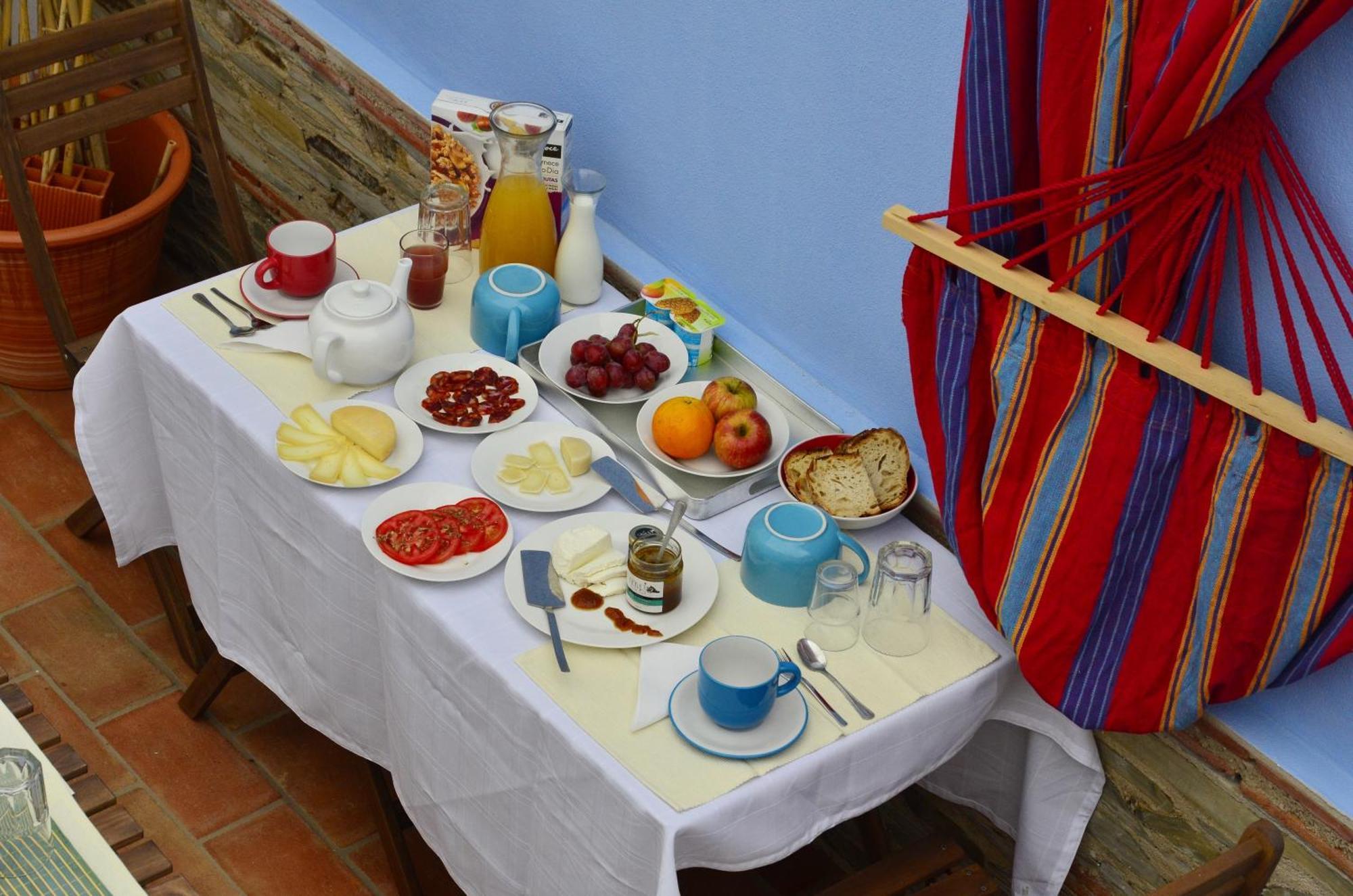 Casa Do Funil Guest House แมร์โตลา ภายนอก รูปภาพ